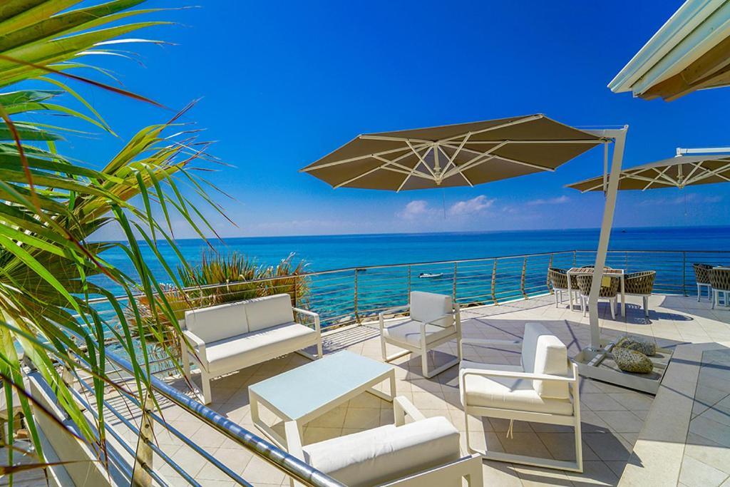 Baia Del Godano Resort & Spa กาโปวาติกาโน ภายนอก รูปภาพ