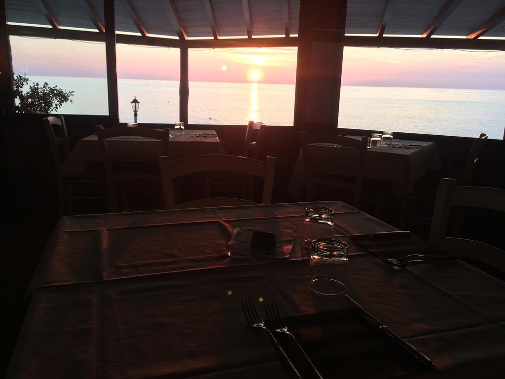Baia Del Godano Resort & Spa กาโปวาติกาโน ภายนอก รูปภาพ