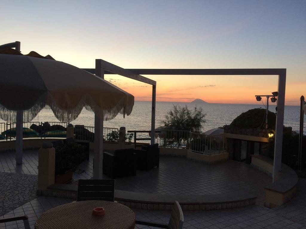 Baia Del Godano Resort & Spa กาโปวาติกาโน ภายนอก รูปภาพ