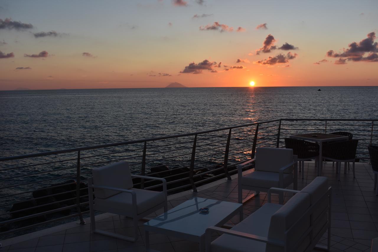 Baia Del Godano Resort & Spa กาโปวาติกาโน ภายนอก รูปภาพ