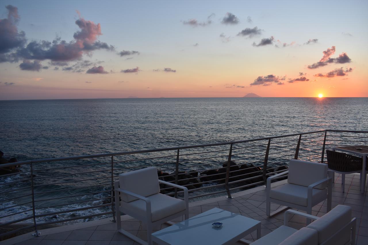 Baia Del Godano Resort & Spa กาโปวาติกาโน ภายนอก รูปภาพ